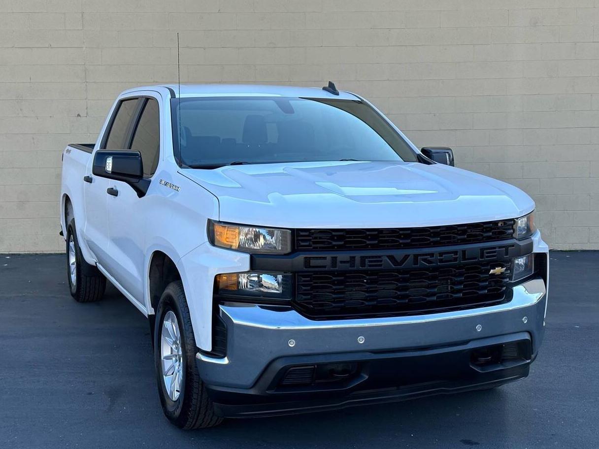 CHEVROLET SILVERADO-1500 2019 1GCPYAEH2KZ215034 image