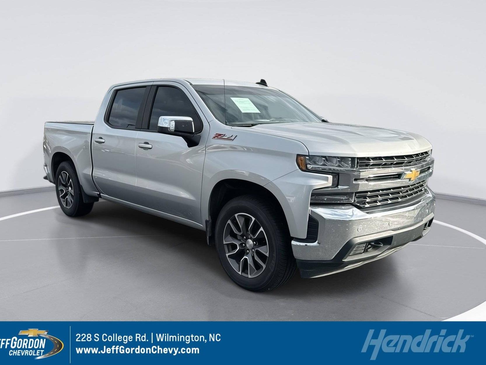 CHEVROLET SILVERADO-1500 2019 3GCUYDEDXKG109688 image