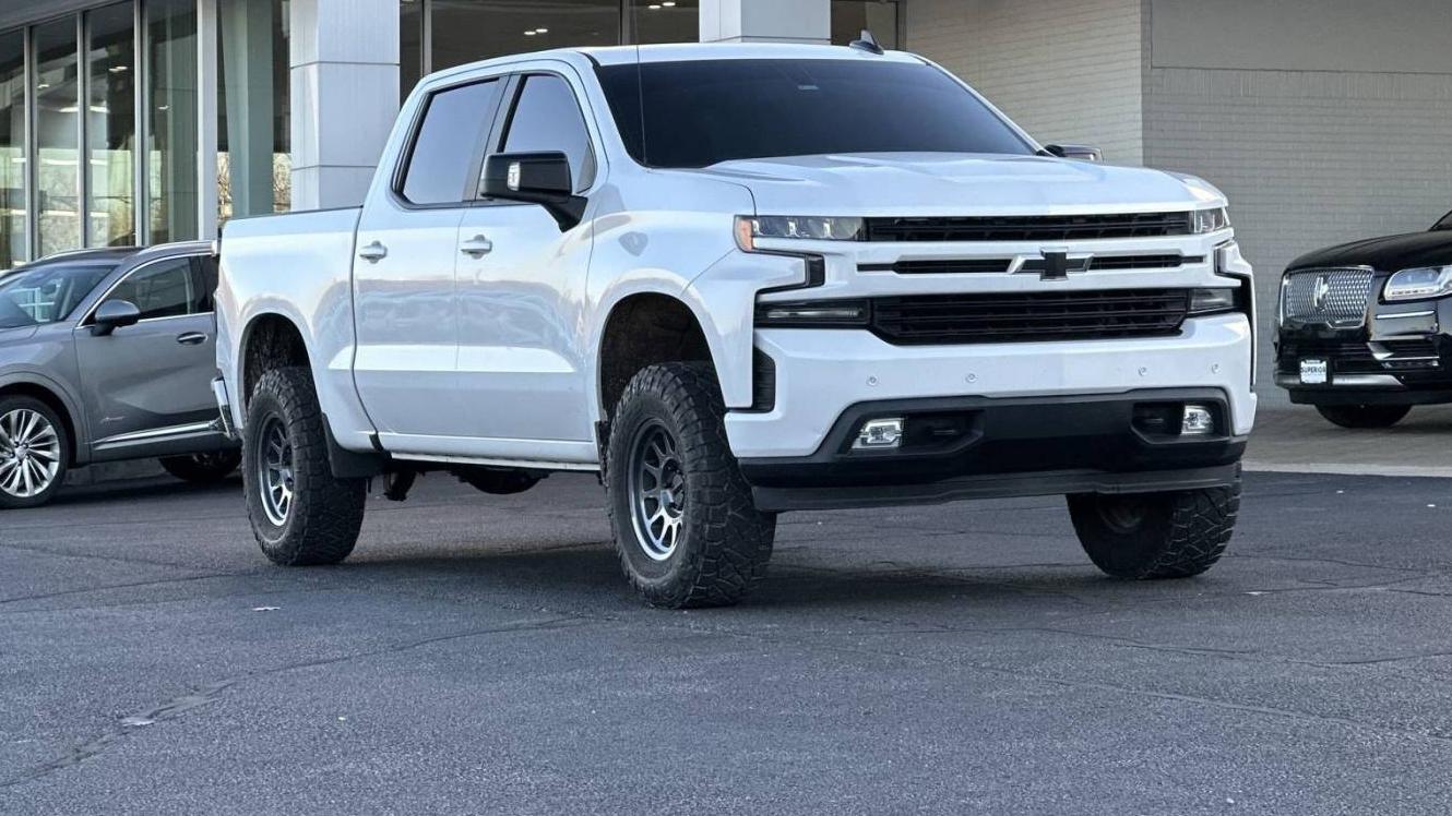 CHEVROLET SILVERADO-1500 2019 1GCUYEED2KZ119346 image