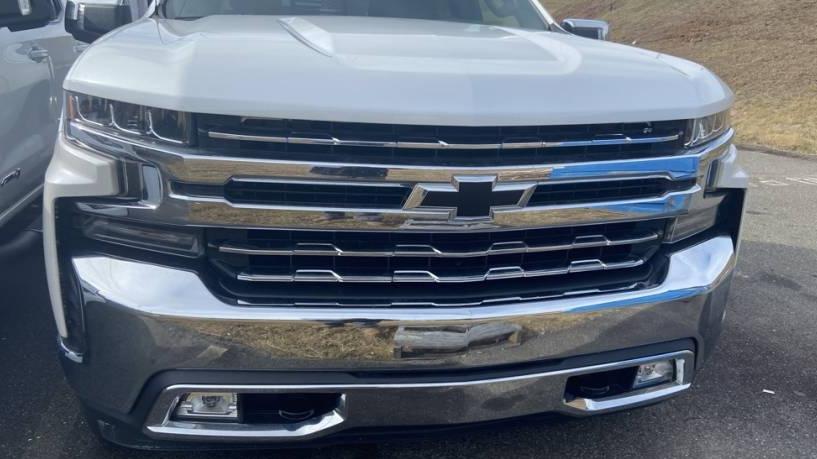 CHEVROLET SILVERADO-1500 2019 1GCUYGED8KZ157806 image