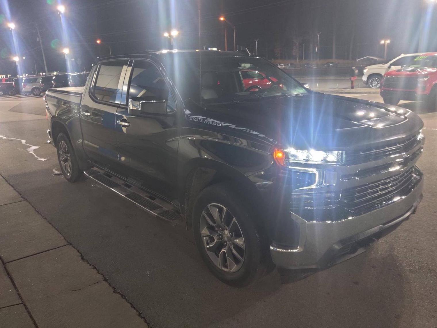 CHEVROLET SILVERADO-1500 2019 1GCUYDED1KZ141462 image