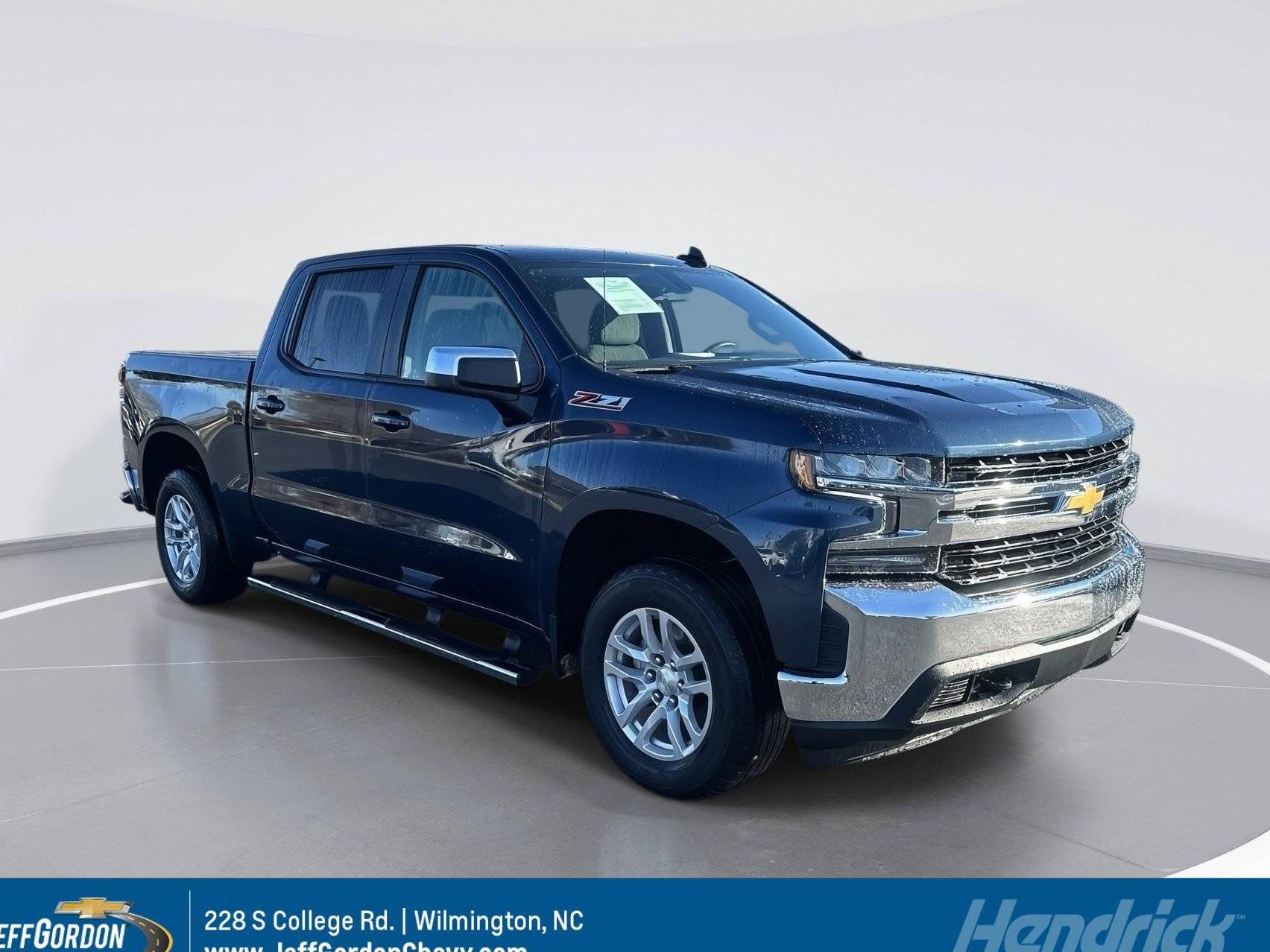 CHEVROLET SILVERADO-1500 2021 1GCUYDED7MZ194315 image