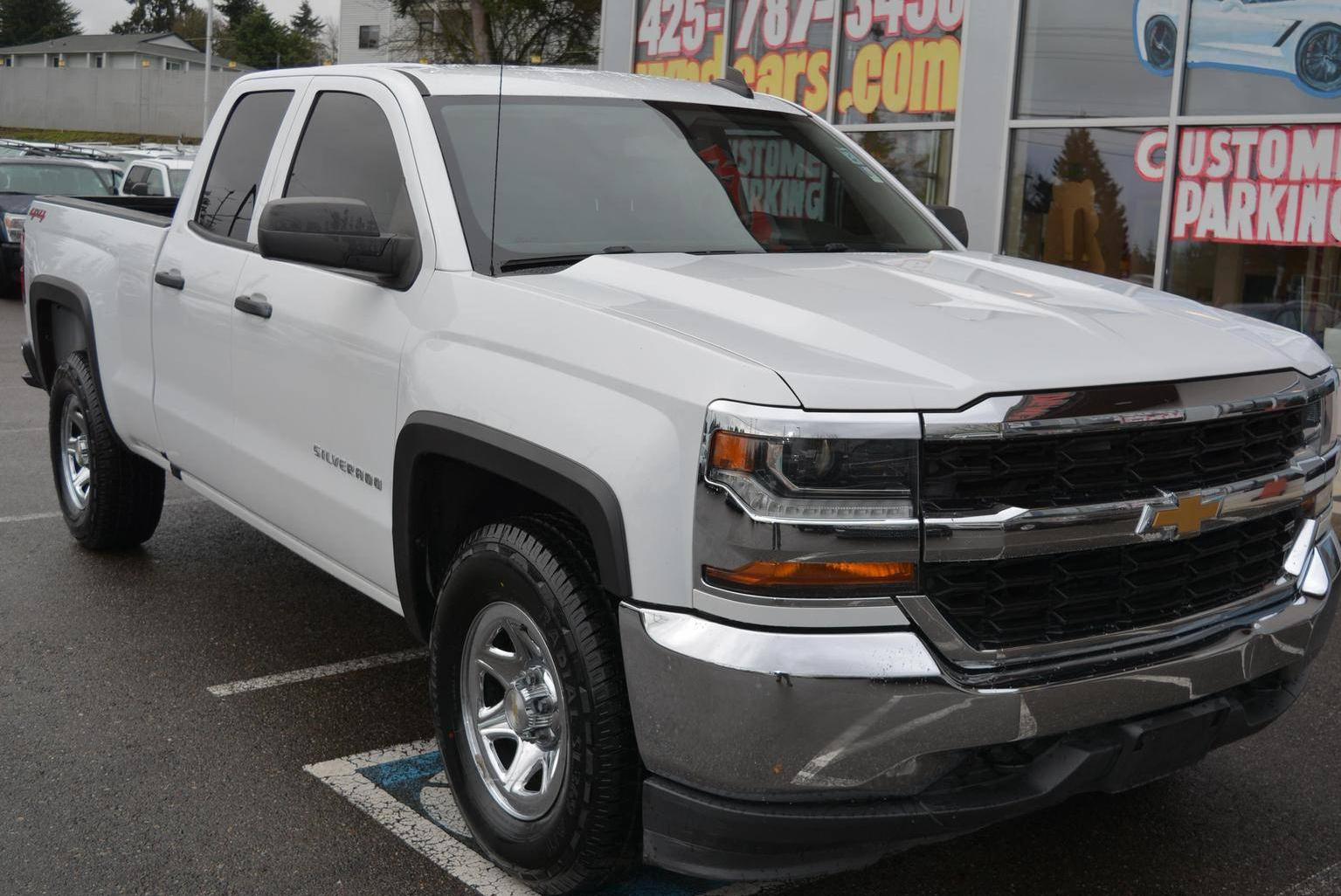 CHEVROLET SILVERADO-1500 2017 1GCVKNEC6HZ333181 image