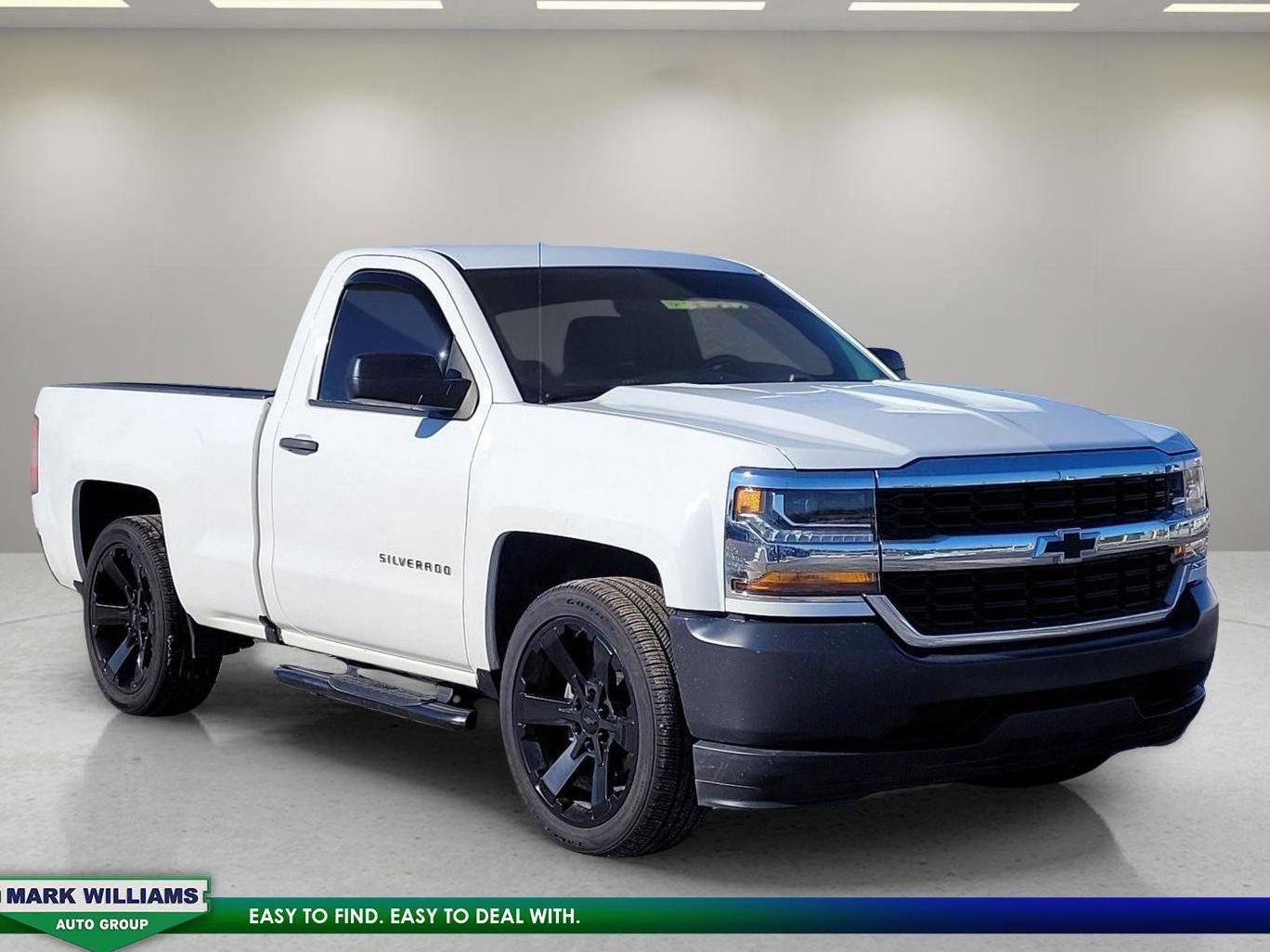 CHEVROLET SILVERADO-1500 2017 1GCNCNEHXHZ358285 image