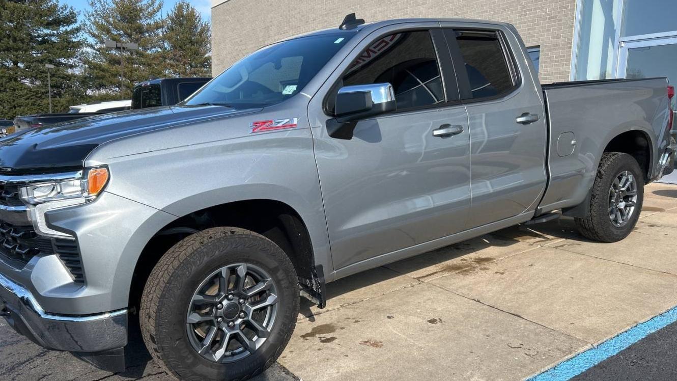 CHEVROLET SILVERADO-1500 2024 1GCRDDED7RZ159038 image