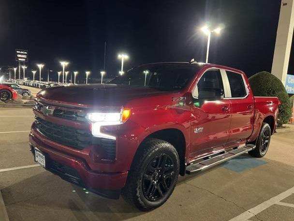 CHEVROLET SILVERADO-1500 2024 3GCUDEEL2RG385463 image