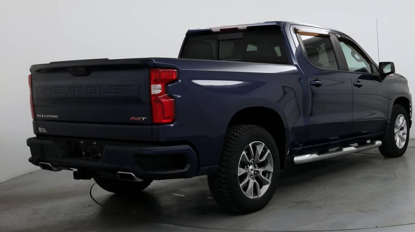 CHEVROLET SILVERADO-1500 2020 1GCUYEEDXLZ256455 image