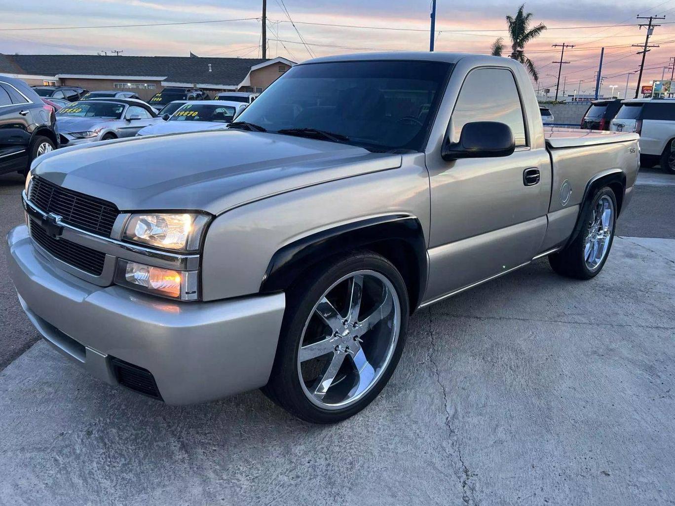 CHEVROLET SILVERADO-1500 2003 1GCEC14V33Z153481 image