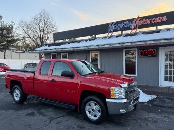 CHEVROLET SILVERADO-1500 2013 1GCRKSE76DZ202894 image