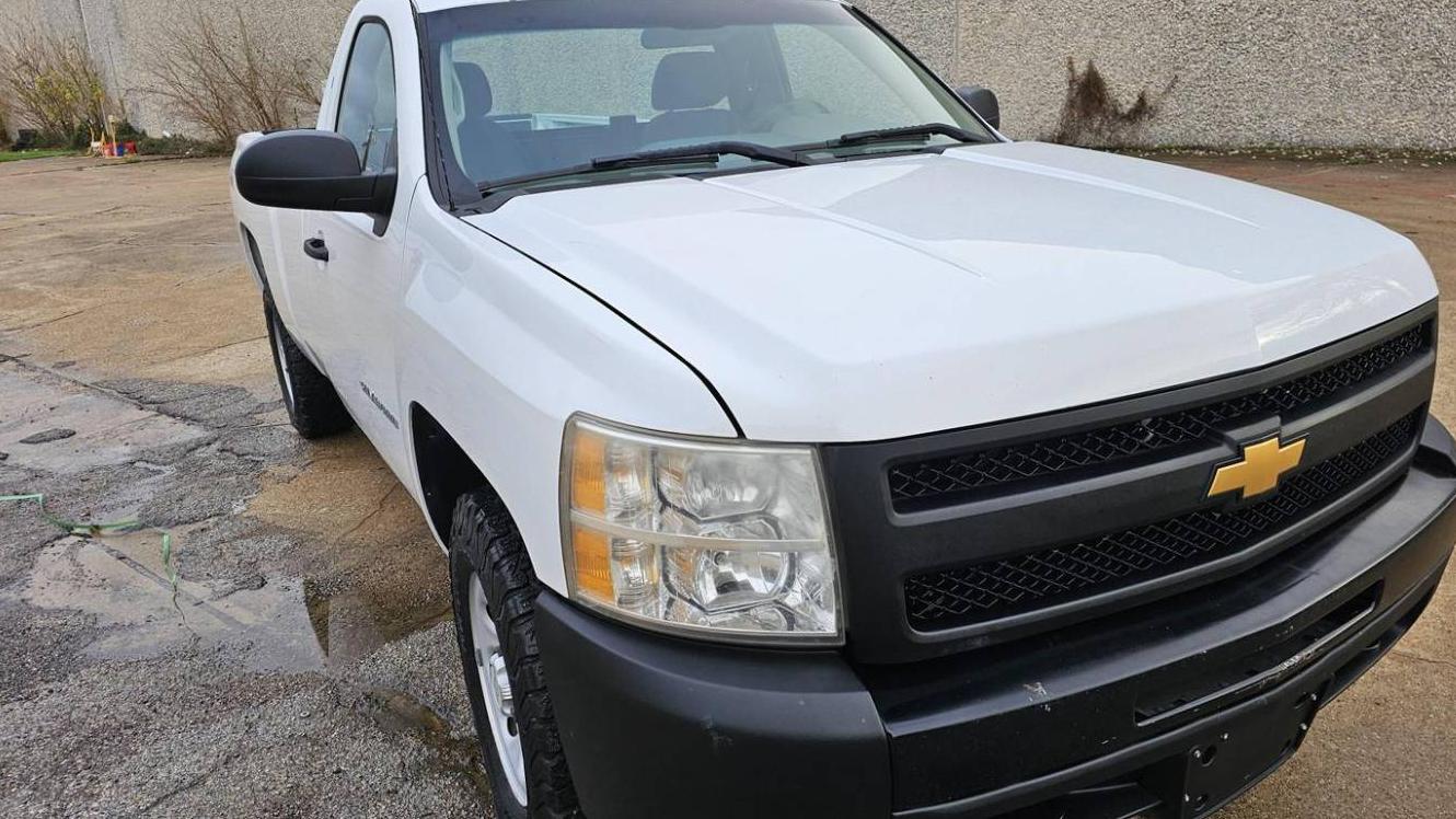 CHEVROLET SILVERADO-1500 2013 1GCNKPEA0DZ213123 image