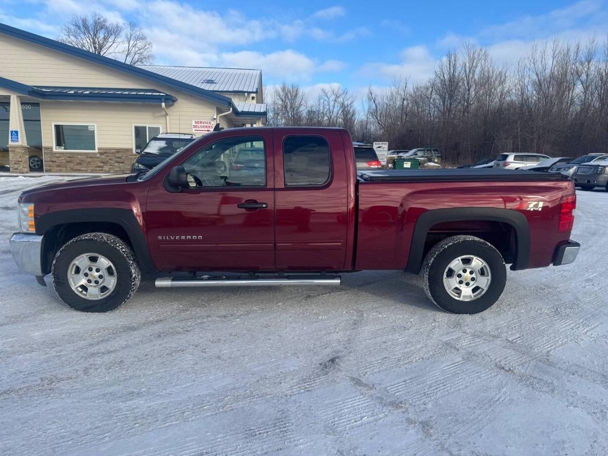 CHEVROLET SILVERADO-1500 2013 1GCRKSE73DZ235903 image