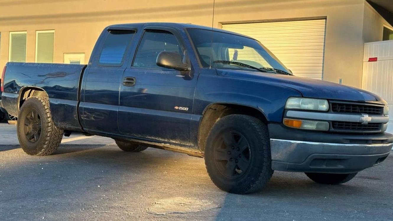 CHEVROLET SILVERADO-1500 2001 2GCEC19W311268914 image