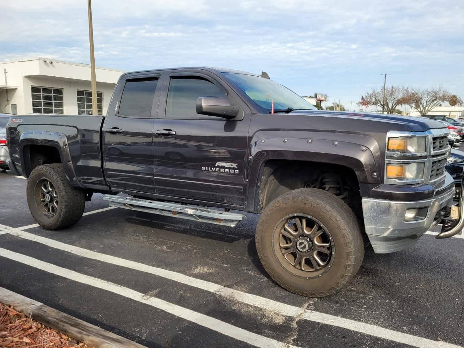 CHEVROLET SILVERADO-1500 2015 1GCVKREC8FZ366879 image