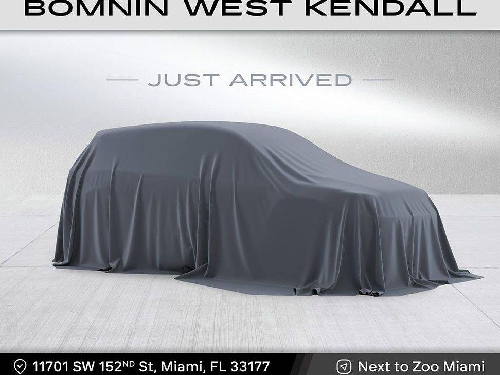 CHEVROLET SUBURBAN 2023 1GNSKDKD1PR555773 image