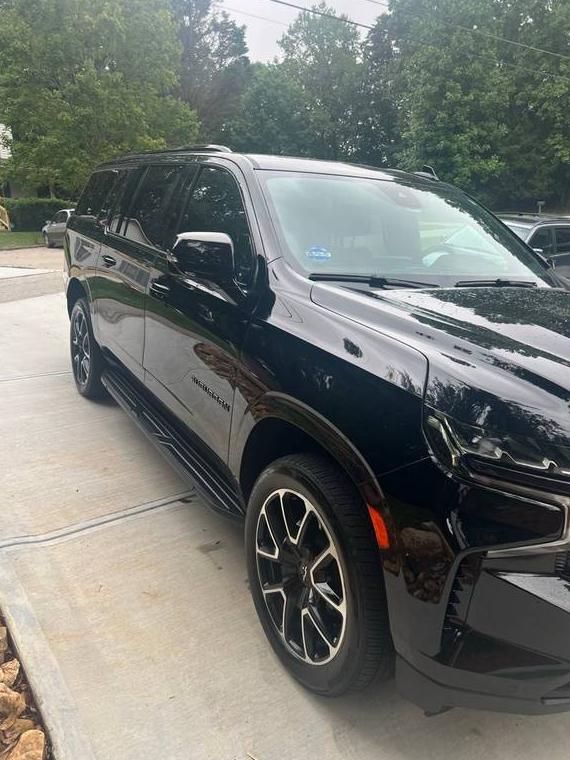 CHEVROLET SUBURBAN 2023 1GNSKEKD4PR466804 image