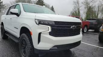 CHEVROLET SUBURBAN 2023 1GNSKEKD1PR363744 image