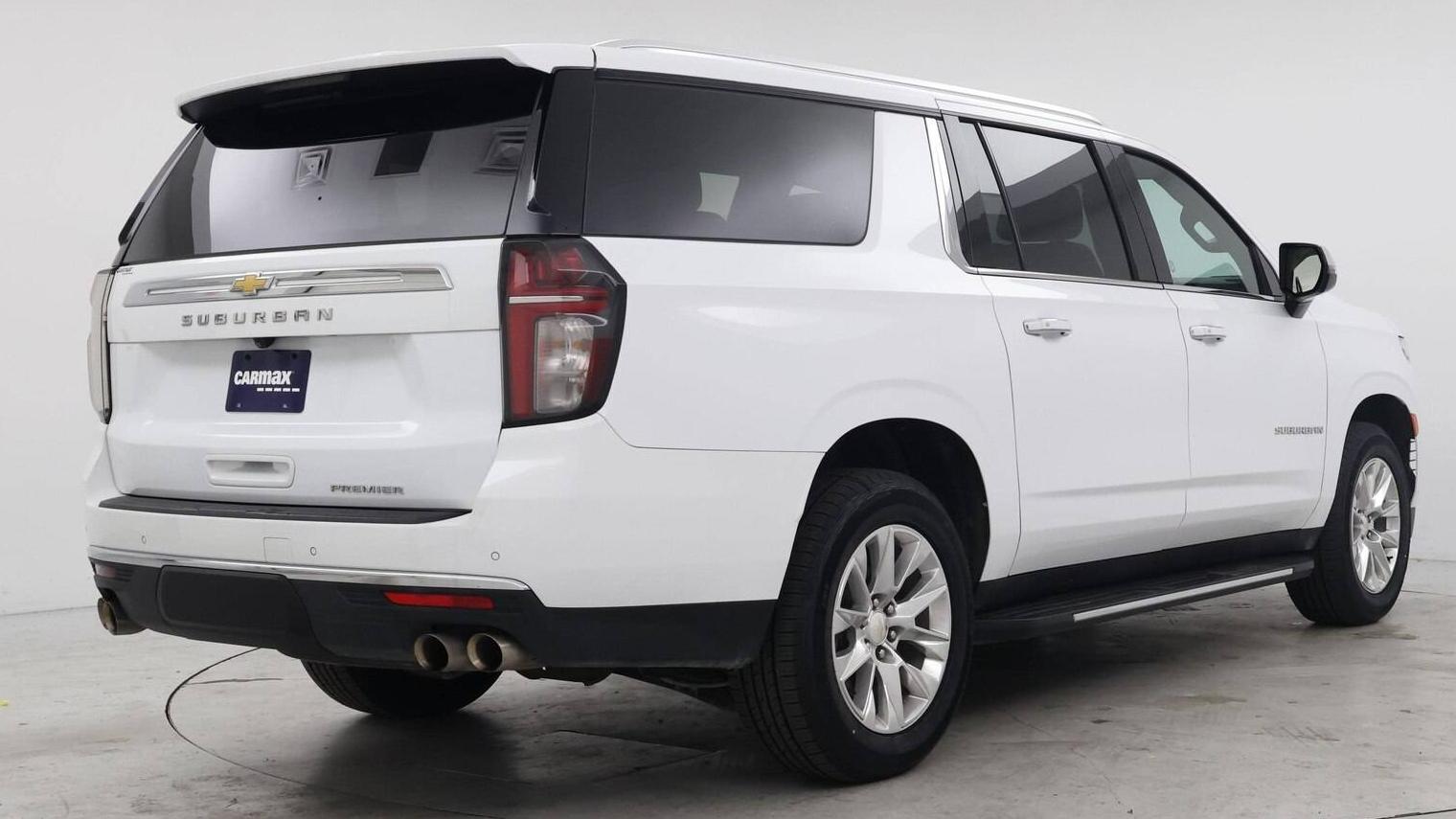 CHEVROLET SUBURBAN 2023 1GNSCFKD6PR370157 image