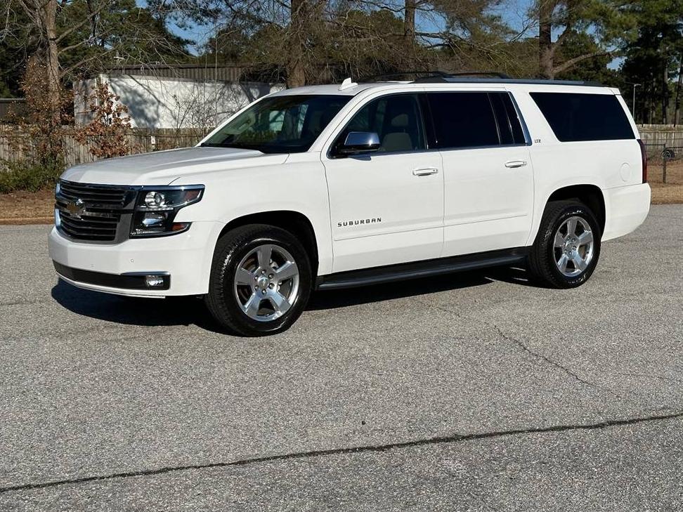 CHEVROLET SUBURBAN 2016 1GNSKJKC3GR377497 image