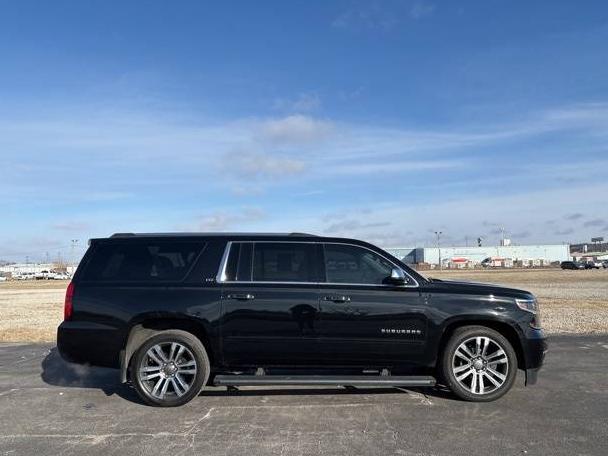 CHEVROLET SUBURBAN 2016 1GNSKJKC6GR147954 image