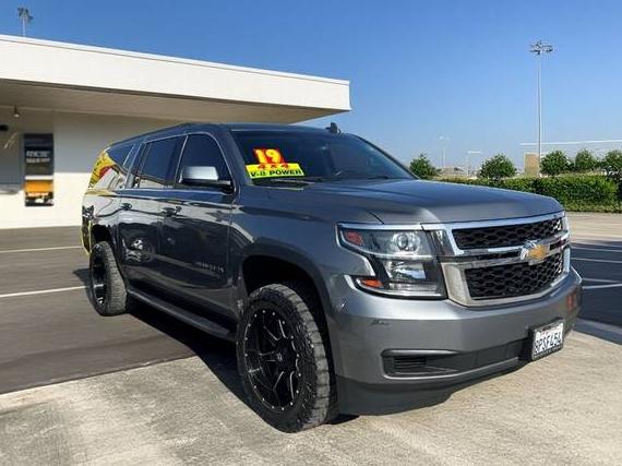 CHEVROLET SUBURBAN 2019 1GNSCHKC8KR144360 image
