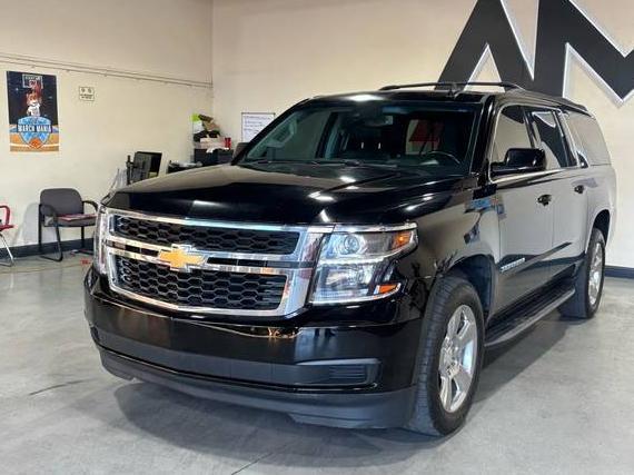 CHEVROLET SUBURBAN 2019 1GNSKHKC1KR231374 image