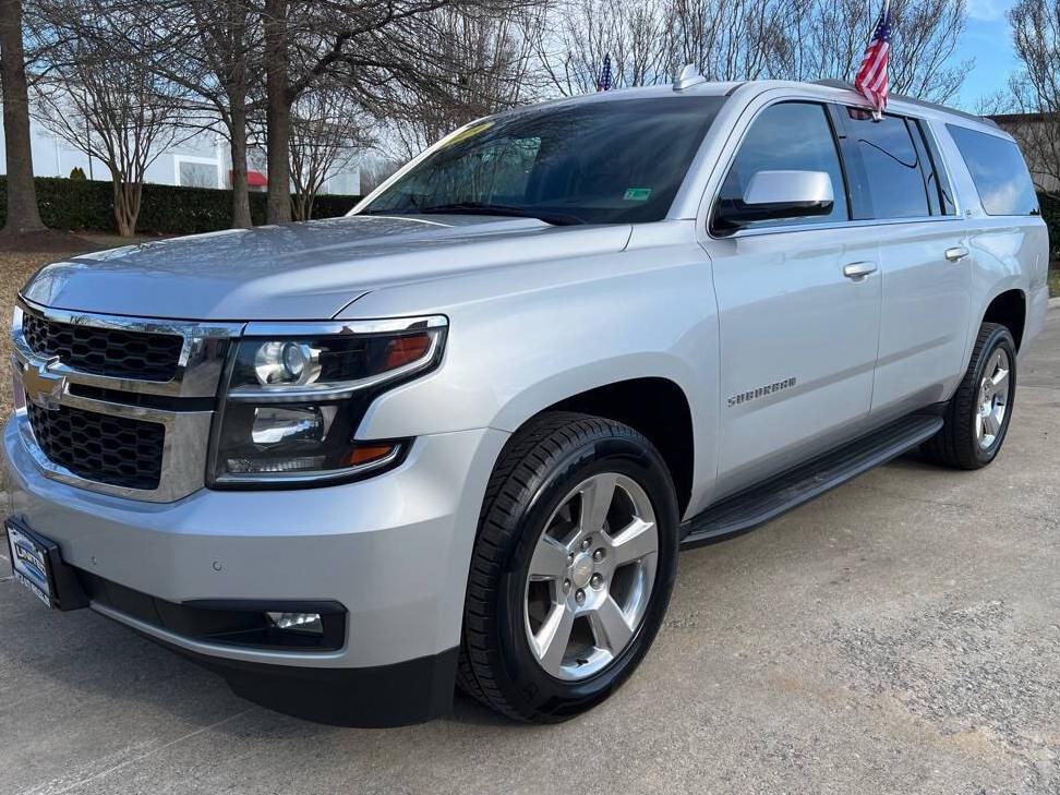 CHEVROLET SUBURBAN 2019 1GNSKHKC2KR398147 image