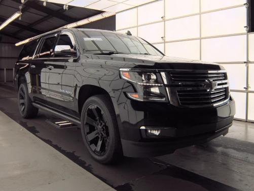 CHEVROLET SUBURBAN 2019 1GNSKJKJ1KR230795 image CHEVROLET SUBURBAN 2019 1GNSKJKJ1KR230795 image