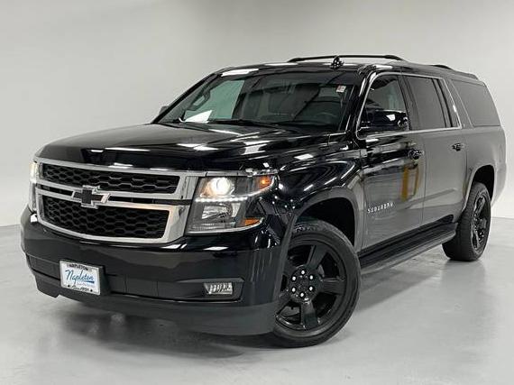 CHEVROLET SUBURBAN 2019 1GNSKHKC2KR243839 image
