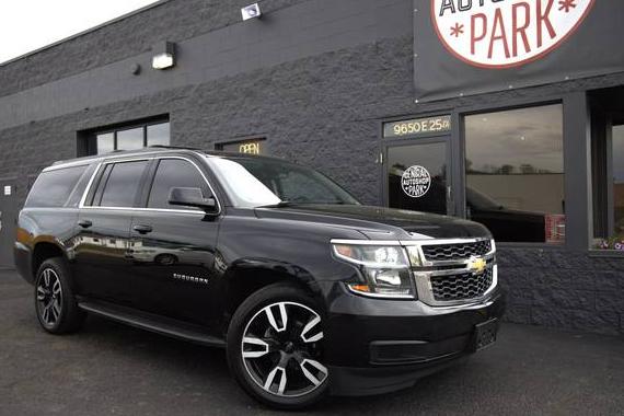 CHEVROLET SUBURBAN 2019 1GNSKHKC9KR276997 image