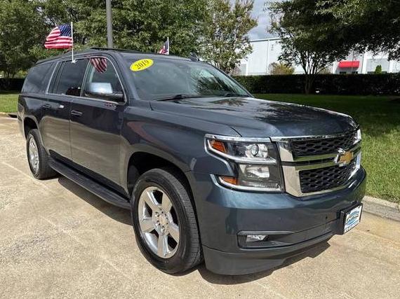 CHEVROLET SUBURBAN 2019 1GNSKHKC6KR135238 image CHEVROLET SUBURBAN 2019 1GNSKHKC6KR135238 image