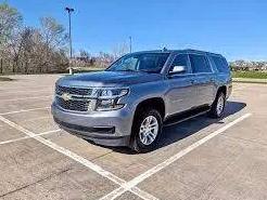 CHEVROLET SUBURBAN 2019 1GNSKHKC8KR163543 image