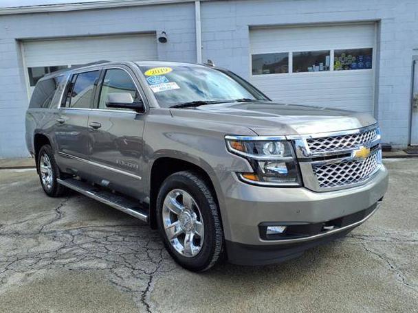 CHEVROLET SUBURBAN 2019 1GNSKHKC7KR275668 image