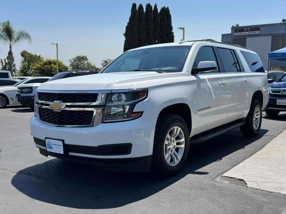 CHEVROLET SUBURBAN 2018 1GNSKHKC3JR392517 image