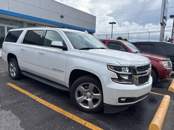 CHEVROLET SUBURBAN 2018 1GNSCHKC6JR293218 image
