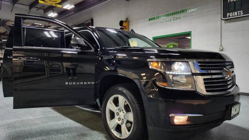 CHEVROLET SUBURBAN 2018 1GNSKJKC7JR277409 image