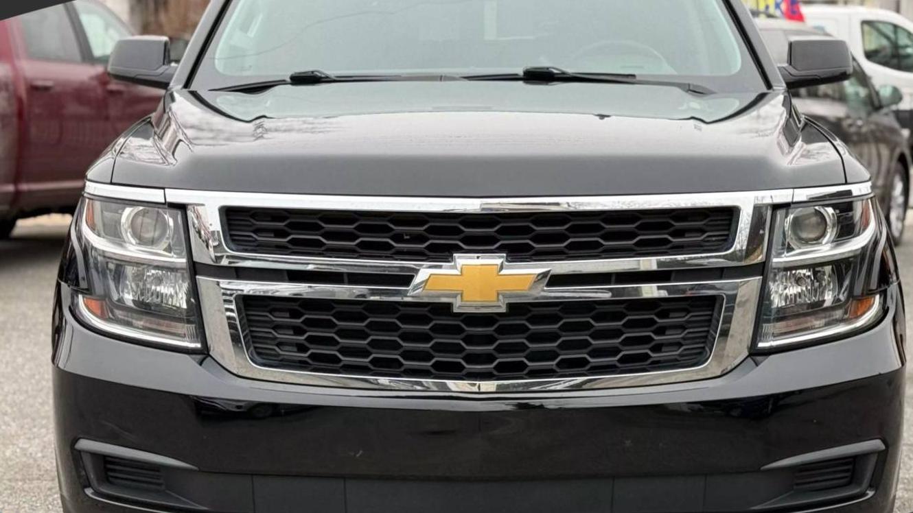 CHEVROLET SUBURBAN 2018 1GNSKHKC3JR387883 image