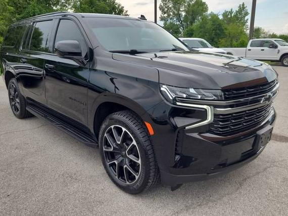 CHEVROLET SUBURBAN 2021 1GNSKEKD2MR444182 image