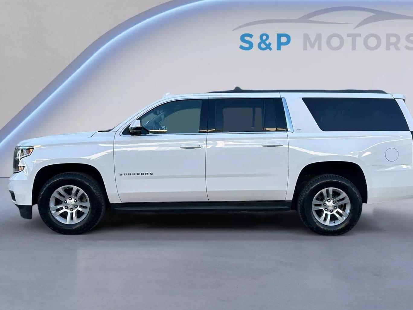 CHEVROLET SUBURBAN 2017 1GNSCHKC9HR150810 image