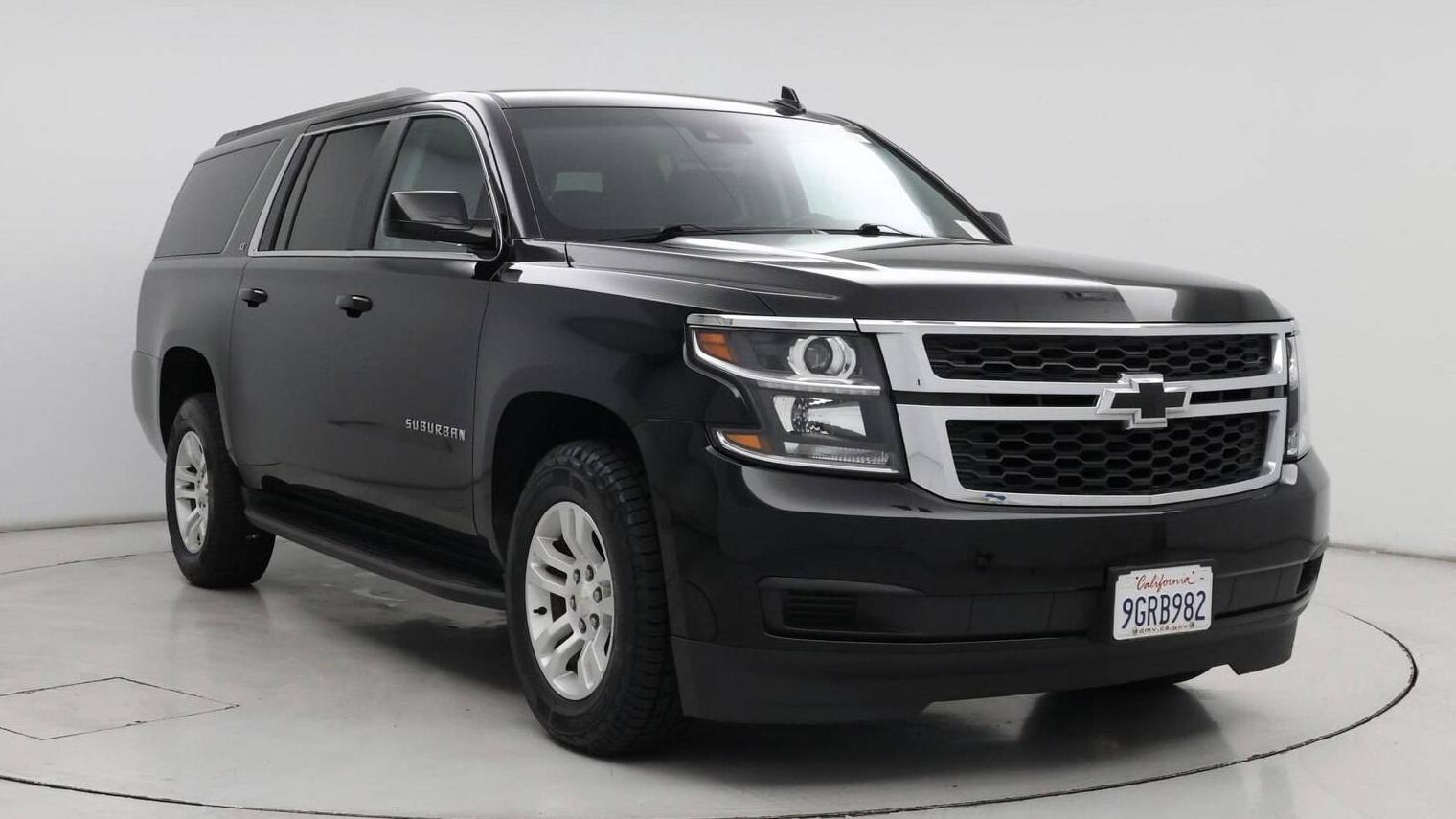 CHEVROLET SUBURBAN 2017 1GNSKHKC6HR407599 image