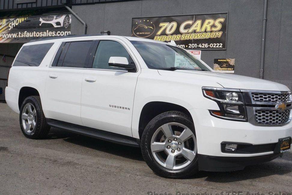 CHEVROLET SUBURBAN 2017 1GNSKHKC6HR377410 image