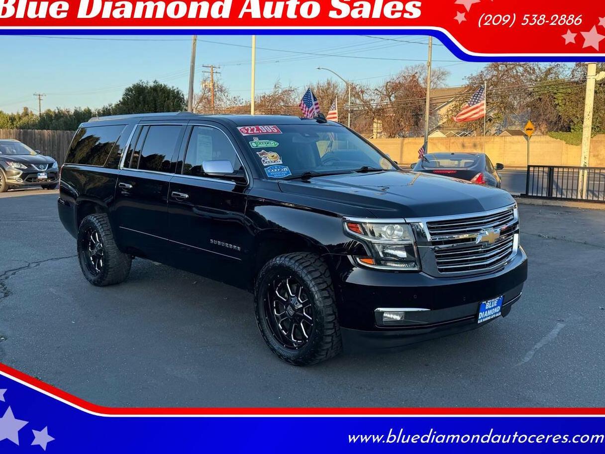 CHEVROLET SUBURBAN 2017 1GNSKJKC3HR231036 image