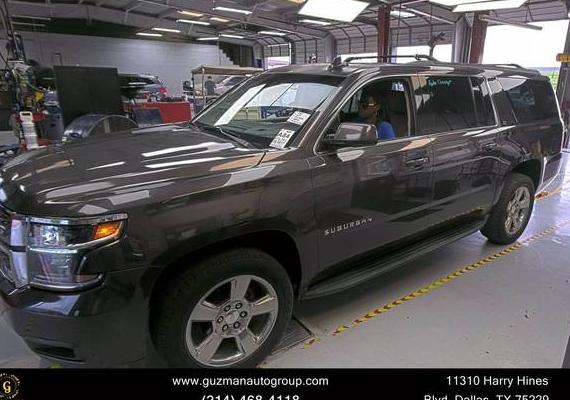CHEVROLET SUBURBAN 2017 1GNSCHKC0HR228648 image