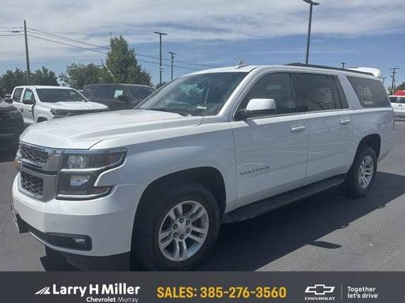 CHEVROLET SUBURBAN 2017 1GNSKHKC6HR142165 image