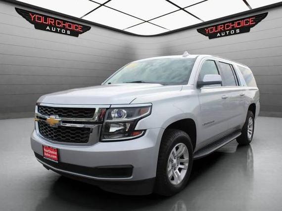 CHEVROLET SUBURBAN 2017 1GNSKHKC9HR130088 image CHEVROLET SUBURBAN 2017 1GNSKHKC9HR130088 image