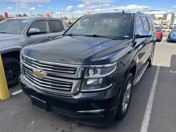 CHEVROLET SUBURBAN 2017 1GNSKJKC3HR400150 image