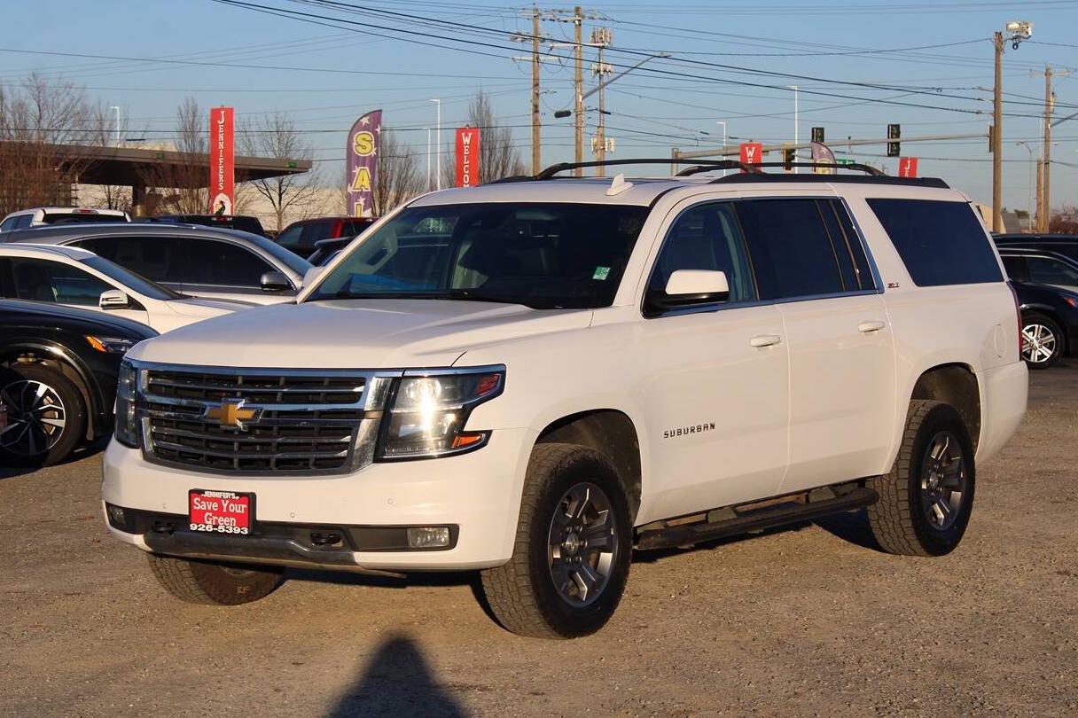 CHEVROLET SUBURBAN 2017 1GNSKHKC0HR330969 image