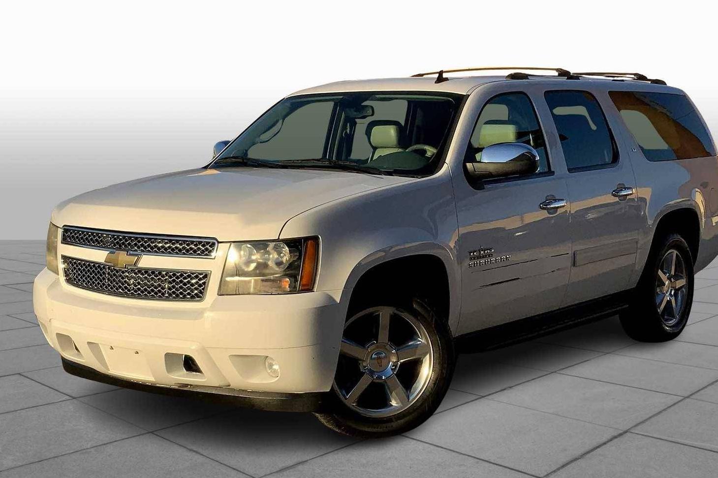 CHEVROLET SUBURBAN 2011 1GNSCJE0XBR287951 image