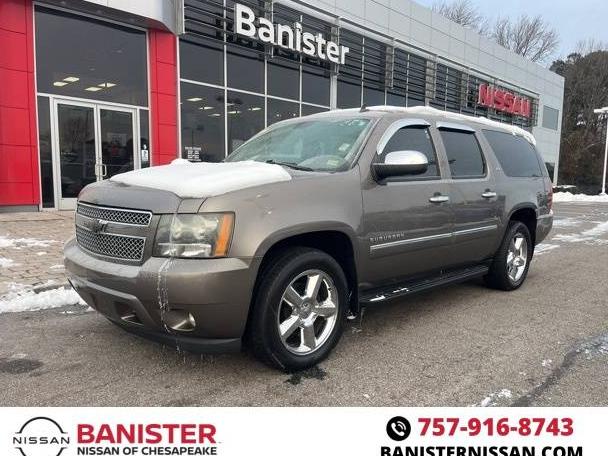 CHEVROLET SUBURBAN 2011 1GNSKKE32BR262447 image