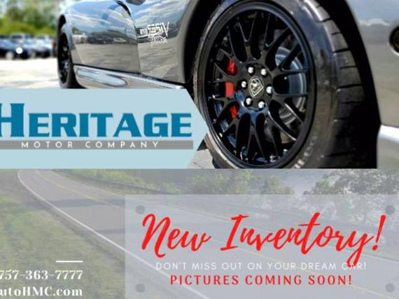 CHEVROLET SUBURBAN 2013 1GNSCKE04DR126942 image