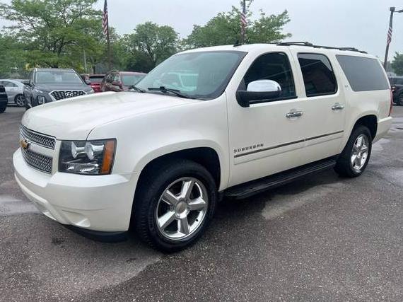CHEVROLET SUBURBAN 2013 1GNSKKE79DR309768 image
